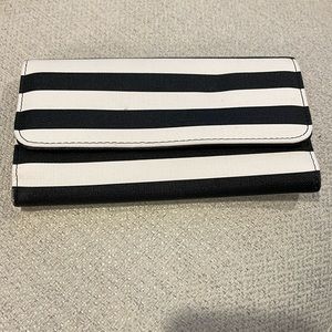 Kut From the Kloth Wallet excellent condition